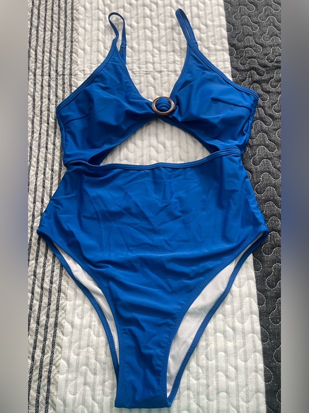 Amazon Royal Blue One-Piece Swimsuit with Front Ring Cutout NWOT - L - Picture 1 of 5